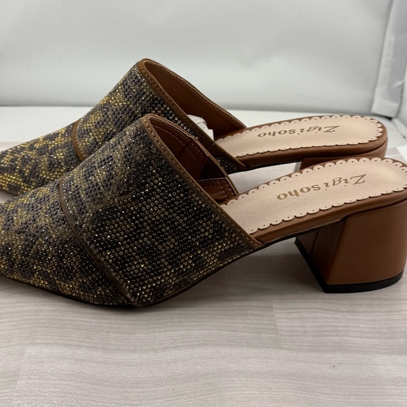Zigi Soho Women's Leopard Print Block Heel Mules - Picture 2 of 5